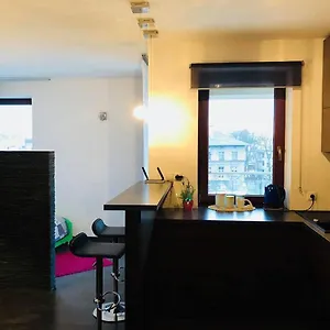 Z Widokiem Na Wawel W Centrum Miasta Krakkó
